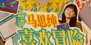 女人趴到床脱了内裤打光屁股视频